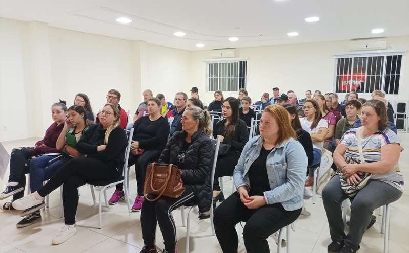 Reunião pedagógica com pais e responsáveis